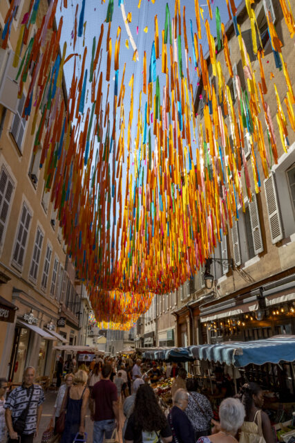 Markttag in den Straßen von Gap