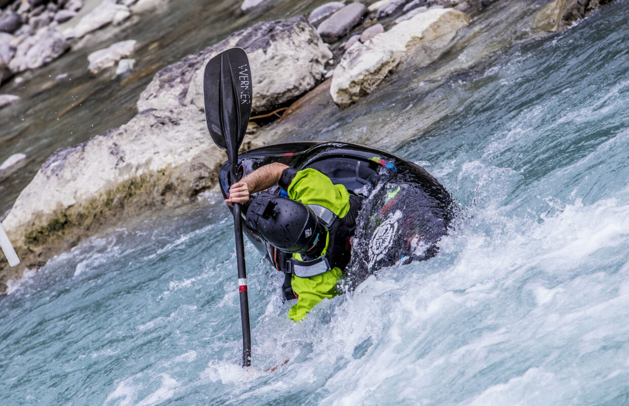 Das Wildwasserstadion von Argentière-la-Bessée ist ein symbolträchtiger Ort für Wassersport und Nervenkitzel.
